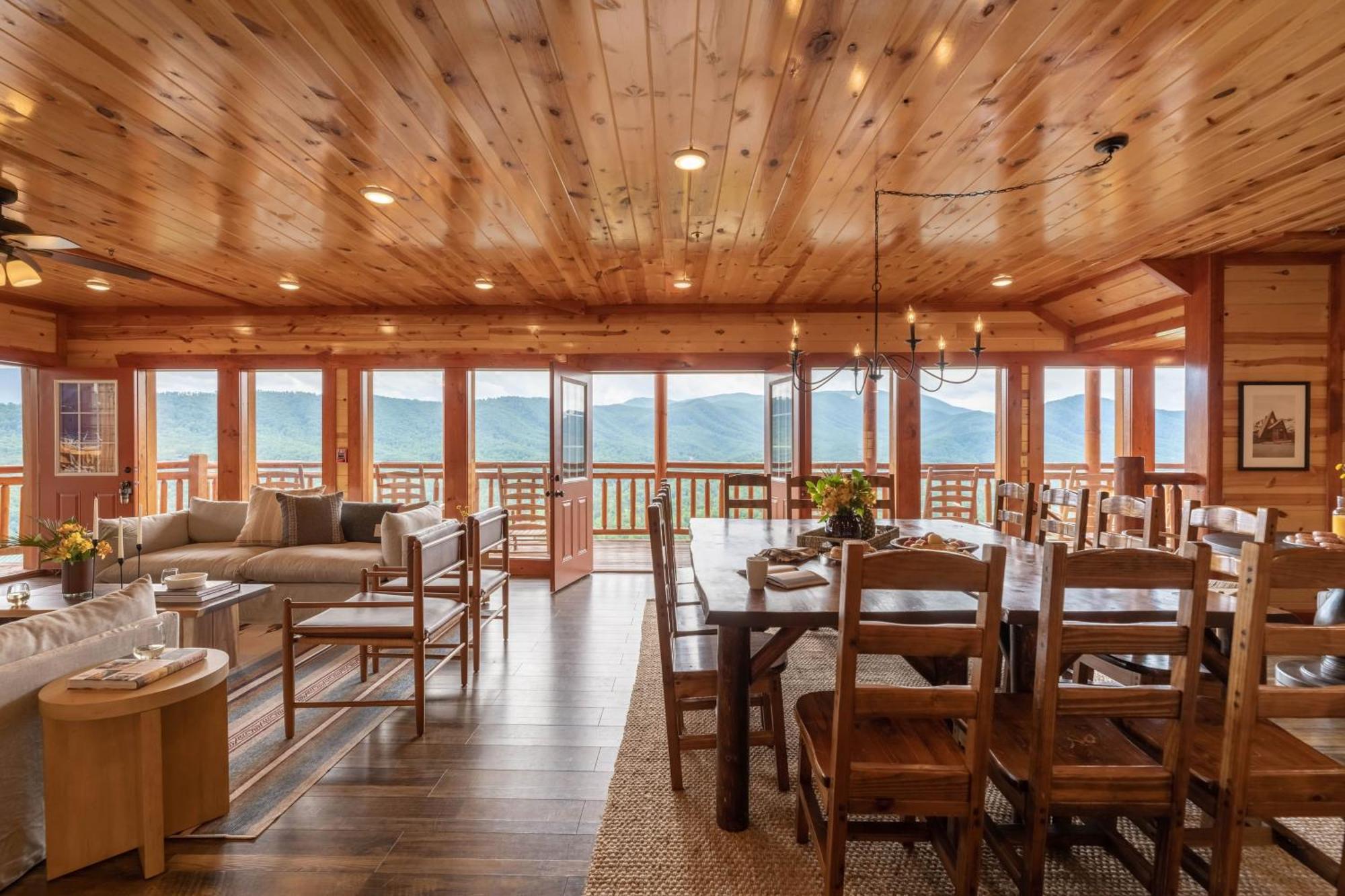 Sugarland By Avantstay Sleeps 28 Home Theatre Two Hot Tubs Indoor Pool Incredible Views Pigeon Forge Eksteriør billede