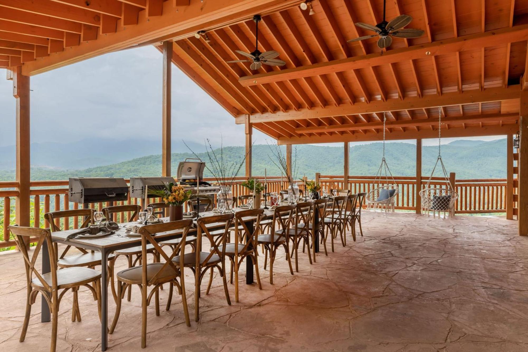 Sugarland By Avantstay Sleeps 28 Home Theatre Two Hot Tubs Indoor Pool Incredible Views Pigeon Forge Eksteriør billede