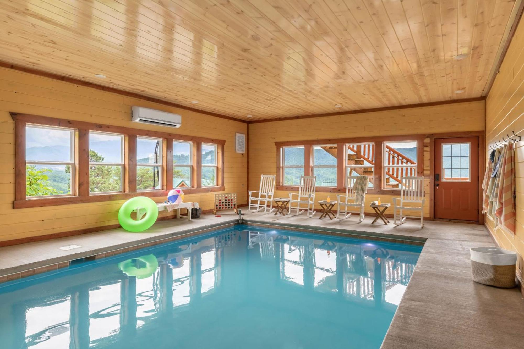 Sugarland By Avantstay Sleeps 28 Home Theatre Two Hot Tubs Indoor Pool Incredible Views Pigeon Forge Eksteriør billede